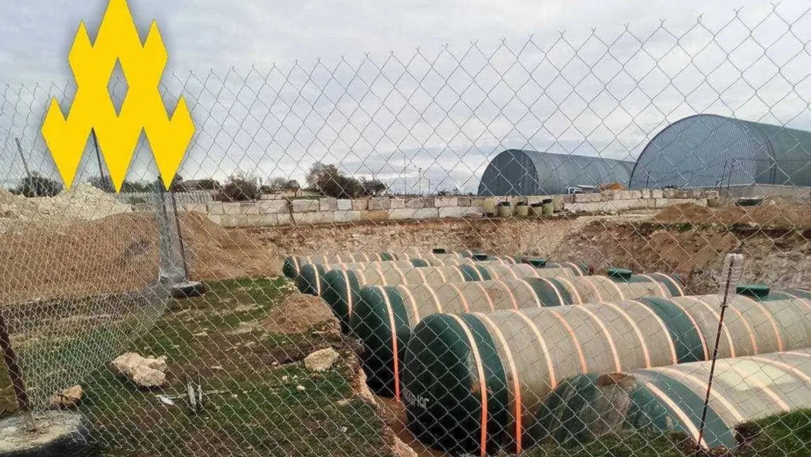 Спорудження нових малогабаритних модульних складів для децентралізованого зберігання пального&nbsp;на території 15-ї окремої берегової ракетно-артилерійської бригади (в/ч 80365) у Севастополі 